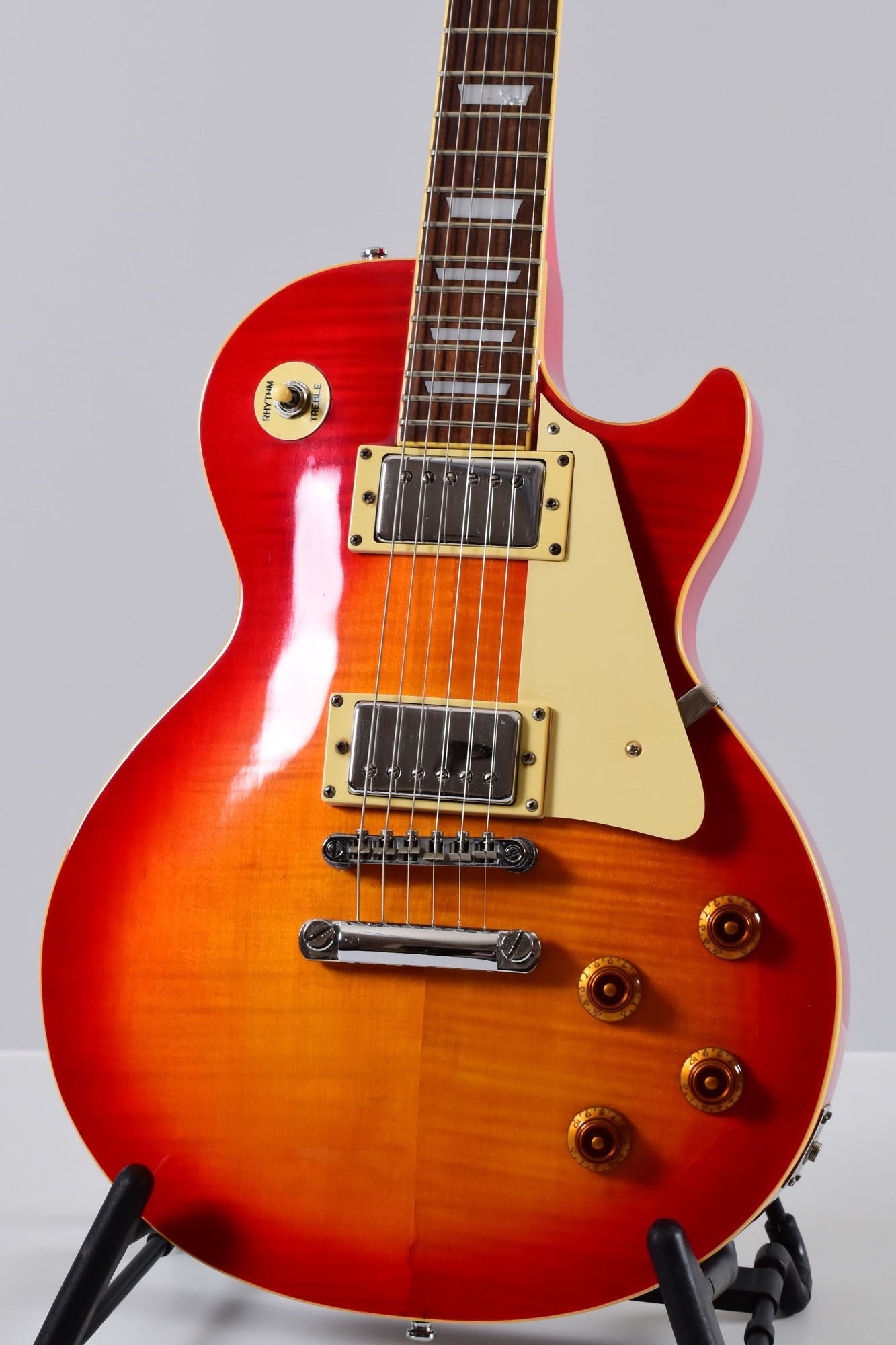 FOR SALE - Used Epiphone Les Paul Standard - Cherry Sunburst